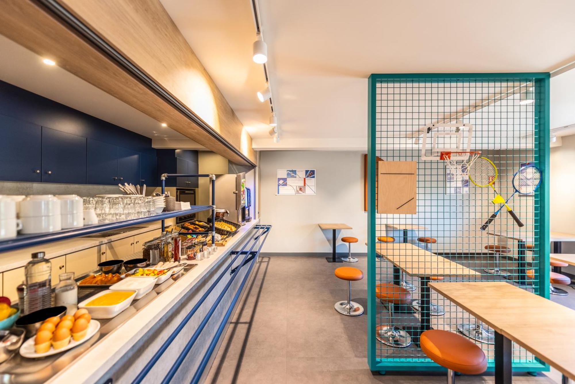 Ibis Budget Villefranche Лима Экстерьер фото